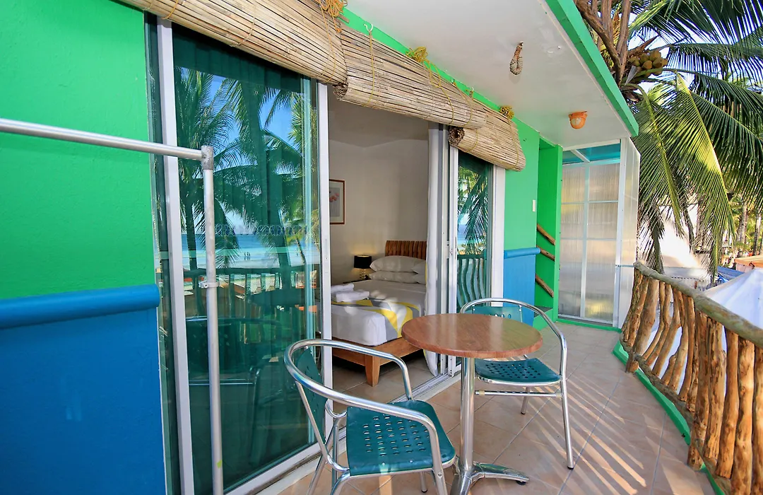 Bluewaves Beach House-1