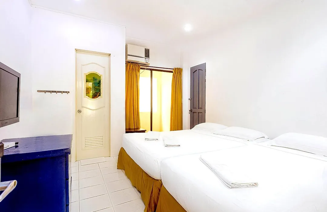 Island Inn-1