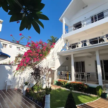 Clubboracay Apartelle-3